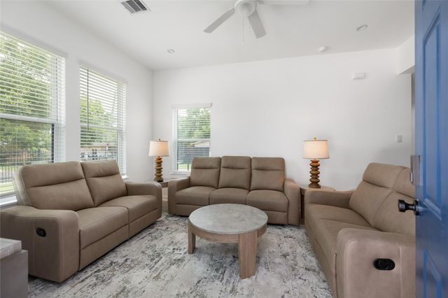 6004 Bois D Arc Street A, Houston, TX 77087