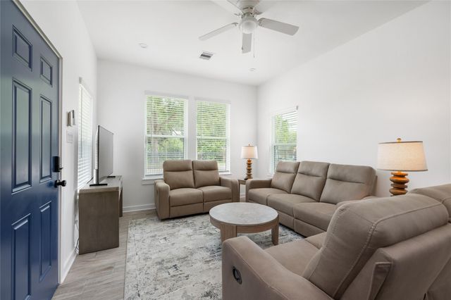 6004 Bois D Arc Street A, Houston, TX 77087
