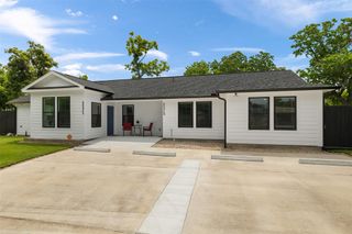 6004 Bois D Arc Street A, Houston, TX 77087