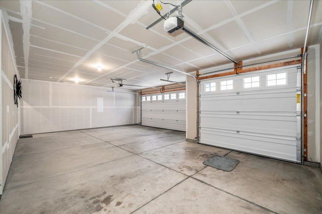 18126 N NEVADA Rd, Spokane, WA 99005