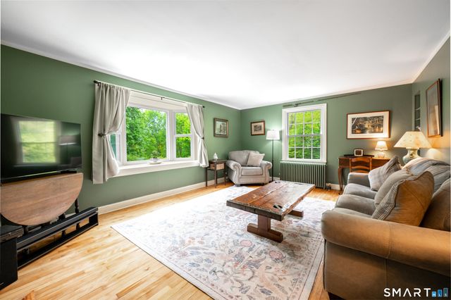 19 Junction Road, Brookfield, CT 06804