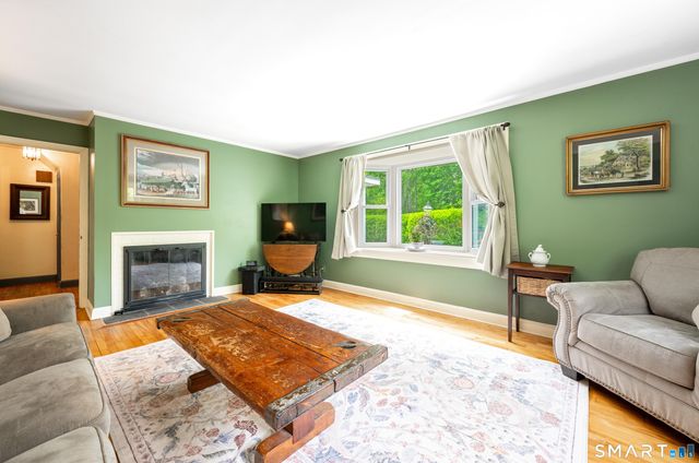 19 Junction Road, Brookfield, CT 06804