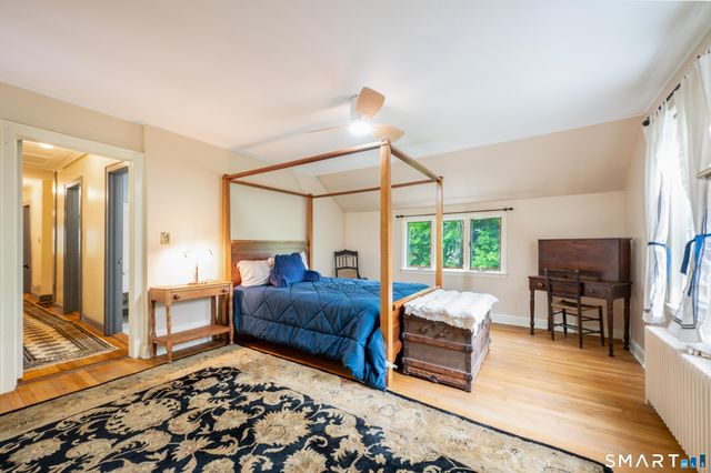 19 Junction Road, Brookfield, CT 06804