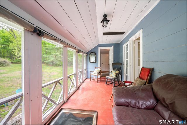 19 Junction Road, Brookfield, CT 06804