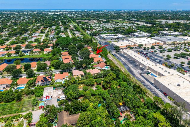 4824 S Lee Road, Delray Beach, FL 33445
