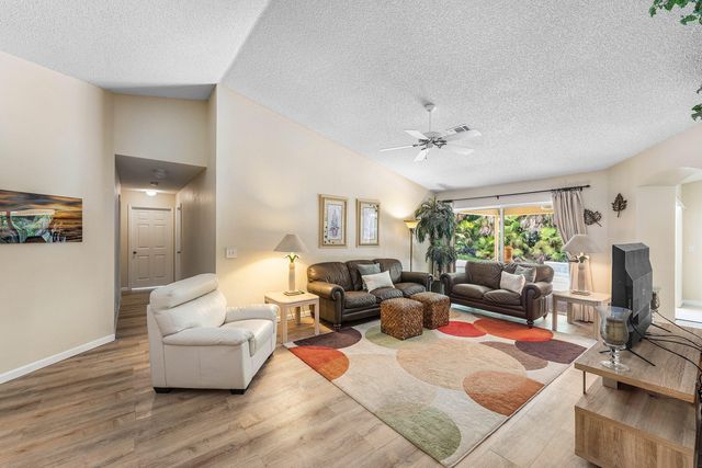 4824 S Lee Road, Delray Beach, FL 33445