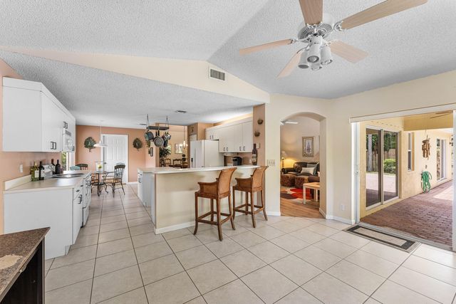 4824 S Lee Road, Delray Beach, FL 33445