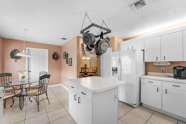 4824 S Lee Road, Delray Beach, FL 33445