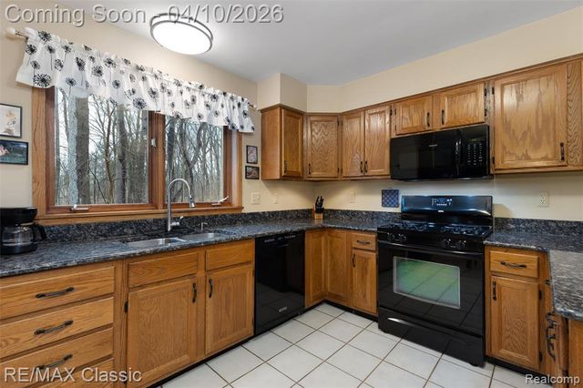 28085 Marcellus Drive, South Lyon, MI 48178