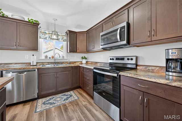 331 Cuivre Creek Court, Troy, MO 63379