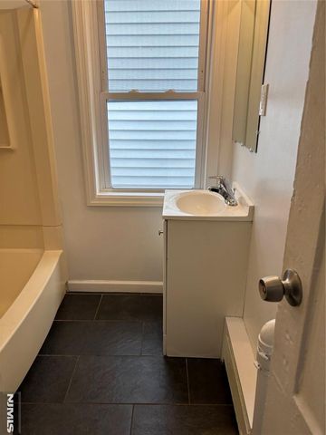 28 Fair Street 28 B, Hackensack, NJ 07601