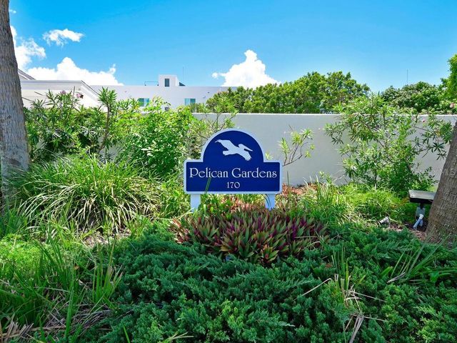 170 ROOSEVELT DRIVE 8, Sarasota, FL 34236