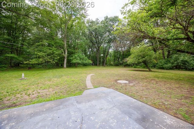 24193 Kraft Place, Romulus, MI 48174