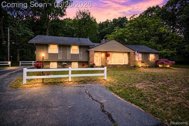 24193 Kraft Place, Romulus, MI 48174