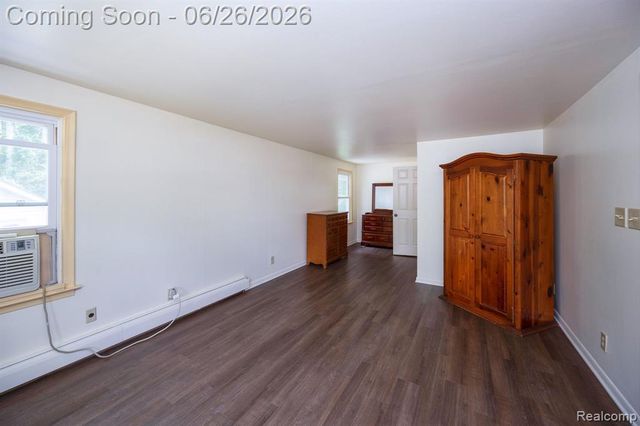 24193 Kraft Place, Romulus, MI 48174