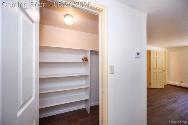 24193 Kraft Place, Romulus, MI 48174