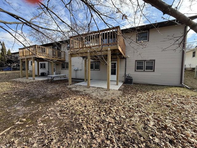 830 Edgewood DRIVE, Green Bay, WI 54311