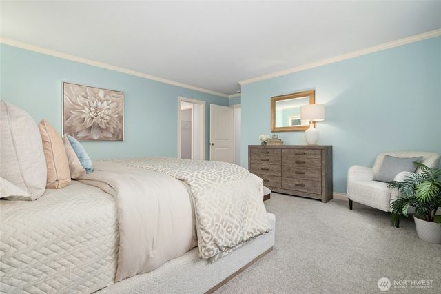 25303 NE 3rd Place, Sammamish, WA 98074