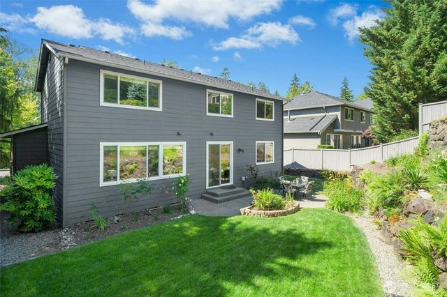 25303 NE 3rd Place, Sammamish, WA 98074