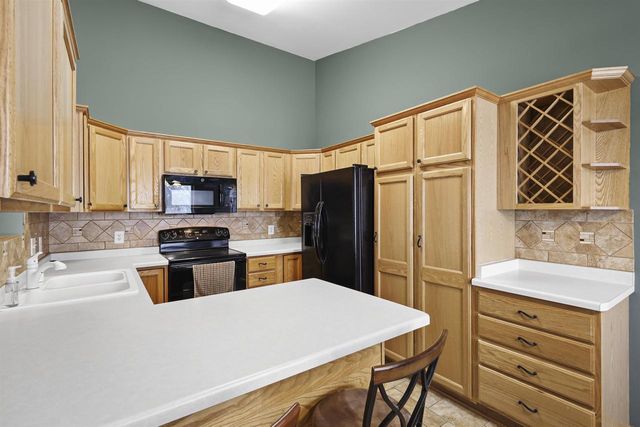 219 Chateau Drive, Cottage Grove, WI 53527