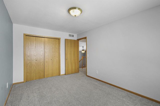 219 Chateau Drive, Cottage Grove, WI 53527