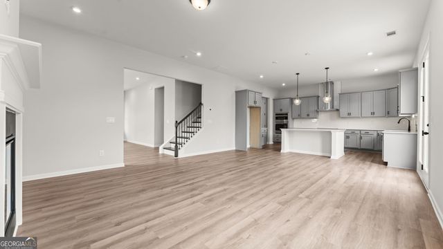 4326 Buttonwood Lane, Lilburn, GA 30047