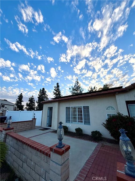 7271 Wood, Riverside, CA 92506