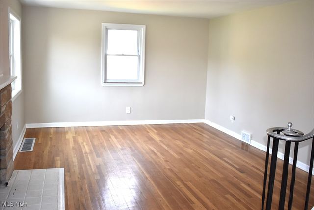 2617 Chestnut Street, Steubenville, OH 43952