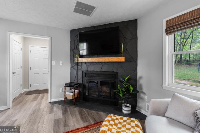 1177 Bob Smith Road, Sharpsburg, GA 30277