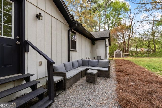 1177 Bob Smith Road, Sharpsburg, GA 30277