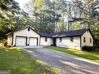 1177 Bob Smith Road, Sharpsburg, GA 30277