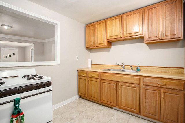 21 Bradley Street, Battle Creek, MI 49017