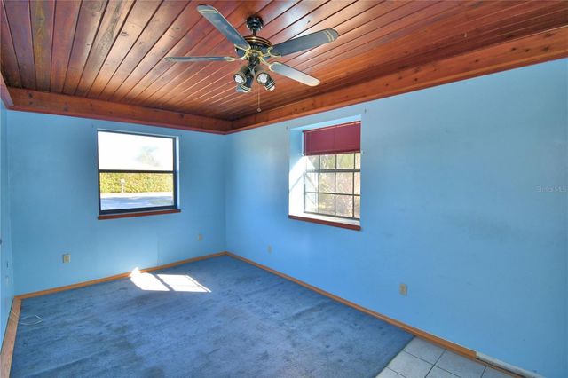 550 W PIERCE STREET, Lake Alfred, FL 33850