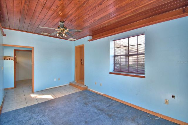 550 W PIERCE STREET, Lake Alfred, FL 33850