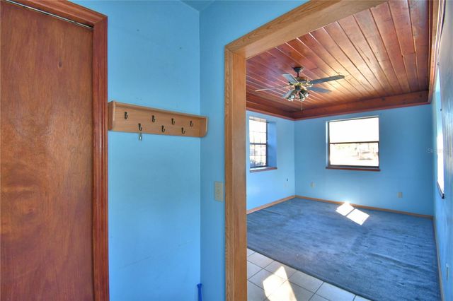 550 W PIERCE STREET, Lake Alfred, FL 33850