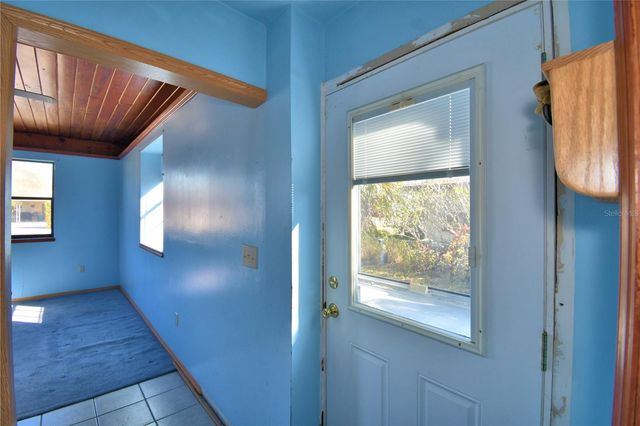 550 W PIERCE STREET, Lake Alfred, FL 33850