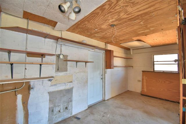 550 W PIERCE STREET, Lake Alfred, FL 33850