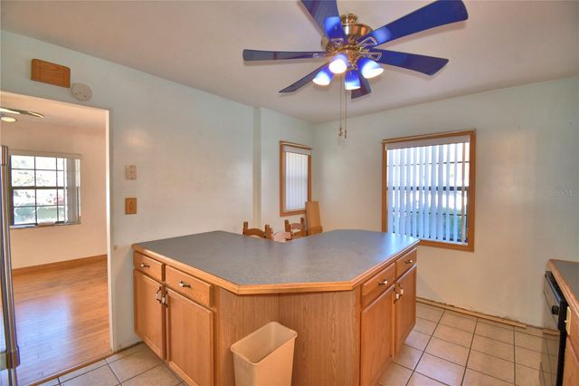 550 W PIERCE STREET, Lake Alfred, FL 33850