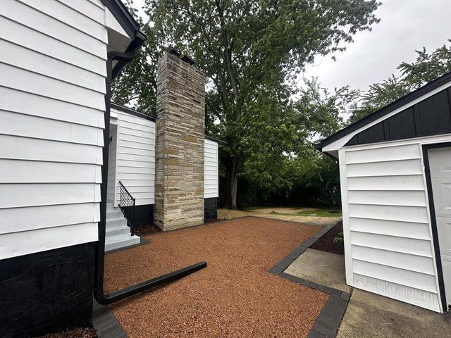 W161N8970 Hayes AVENUE, Menomonee Falls, WI 53051