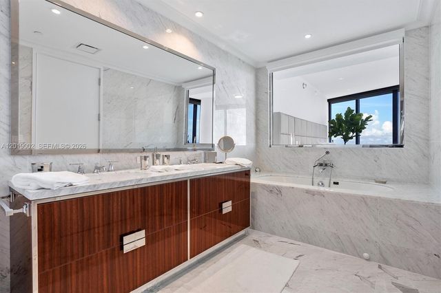 15701 Collins Ave 3605, Sunny Isles Beach, FL 33160