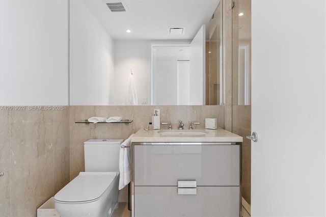 15701 Collins Ave 3605, Sunny Isles Beach, FL 33160