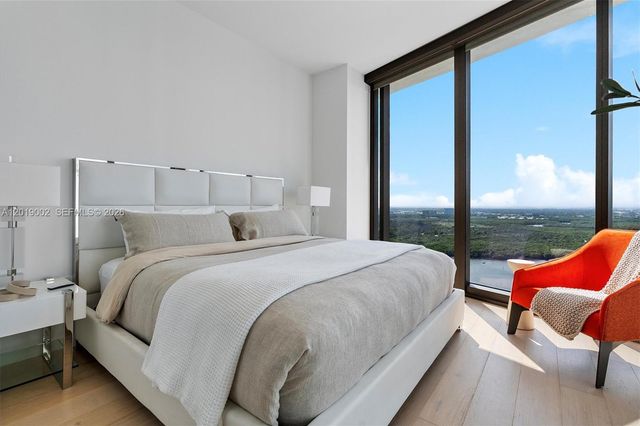 15701 Collins Ave 3605, Sunny Isles Beach, FL 33160