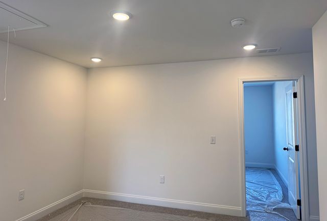 130 Dahlia Dr, La Vergne, TN 37086