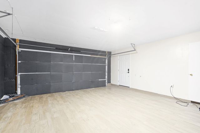 617 Riverway LN, Leander, TX 78641