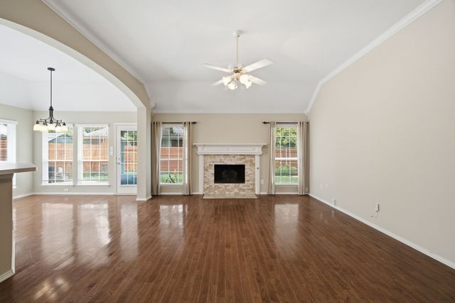 5440 Lake Powell Drive, Fort Worth, TX 76137
