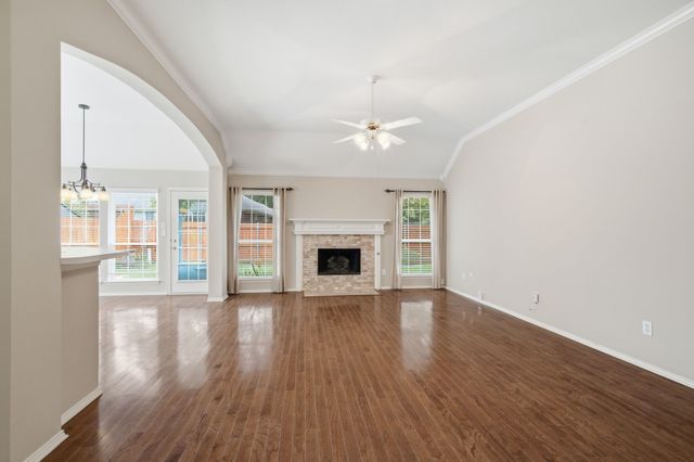 5440 Lake Powell Drive, Fort Worth, TX 76137