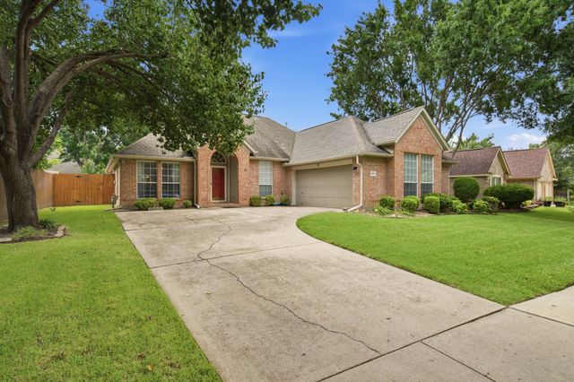 5440 Lake Powell Drive, Fort Worth, TX 76137