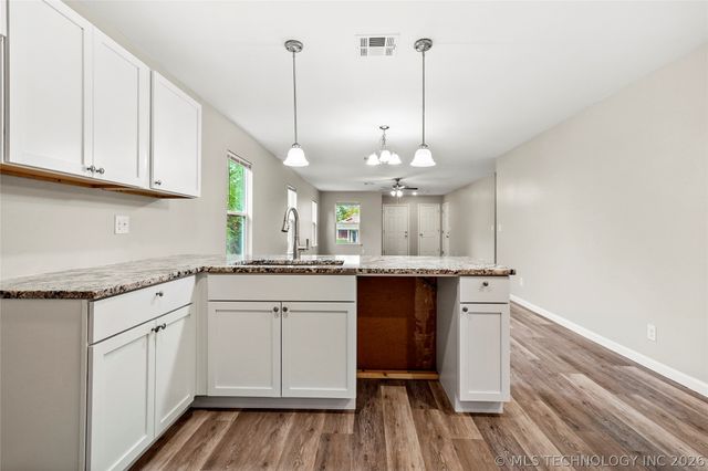 4010 W 54th Street S, Tulsa, OK 74107