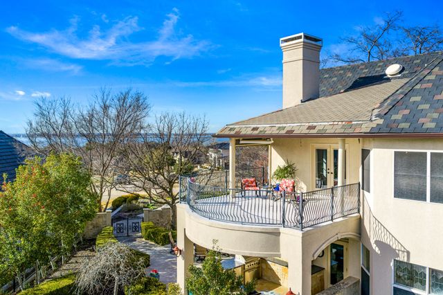 121 Blue Heron Lane, Heath, TX 75032