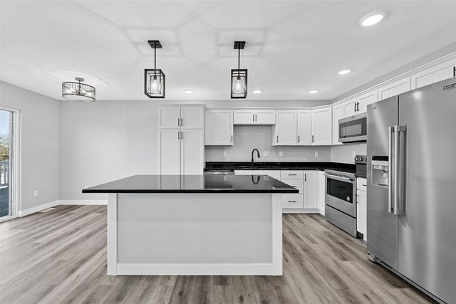 110 W Washington Street, Norway, IA 52318